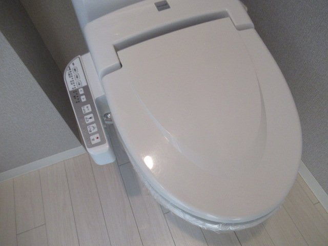 清潔感のあるトイレです