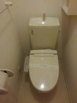 清潔感のあるトイレです