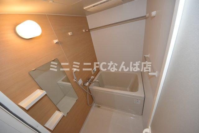 アーバンフラッツ心斎橋の浴室