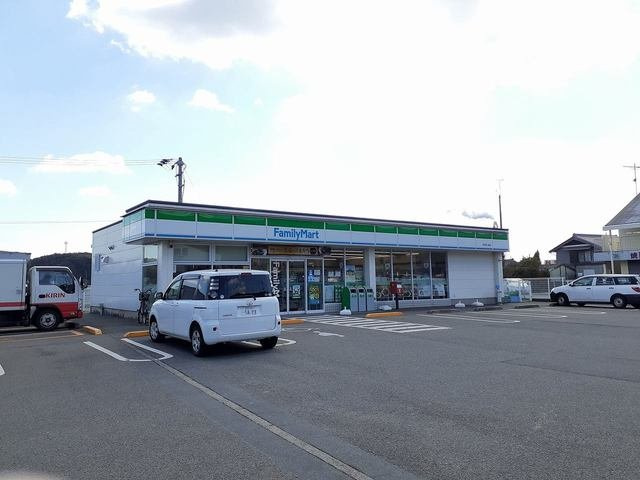 ハッピネスハウス　Ｂの周辺|ファミリーマート津乃峰店さんまで1000m