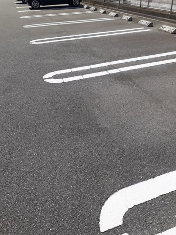 コンフォール矢三　Ｃの駐車場|駐車スペースもあります