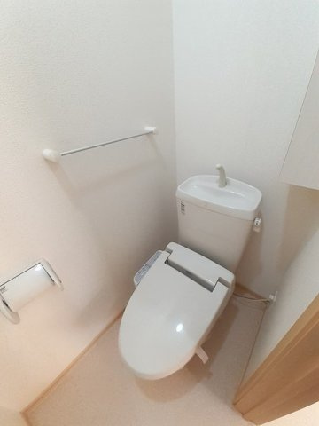 プレアヴェニューＥのトイレ|清潔感のあるトイレです