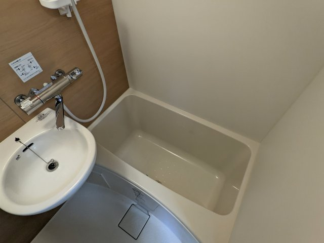 落ち着いた空間のお風呂です