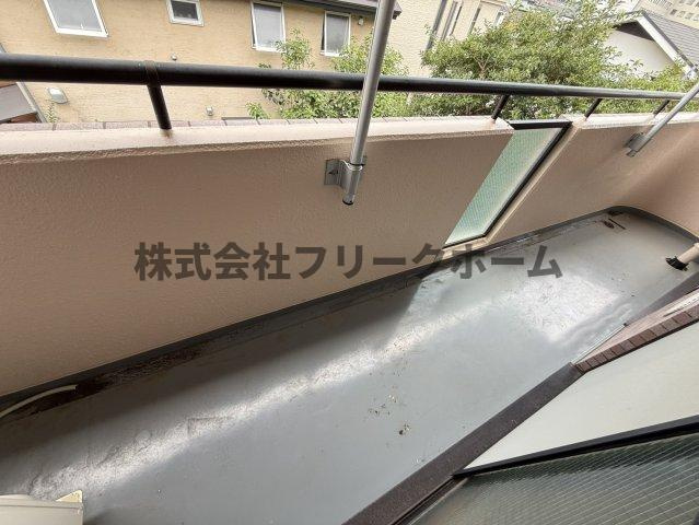 アースフォーガルのバルコニー