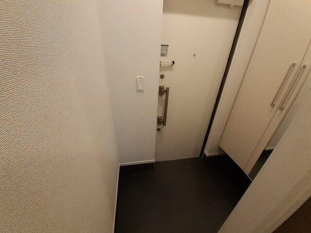 アベニール蕨の玄関