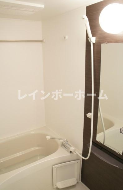 リブリ・マランド 南柏　仲介手数料（賃料の1.10ヵ月）の50％OFF対象物件！の浴室|落ち着いた空間のお風呂です