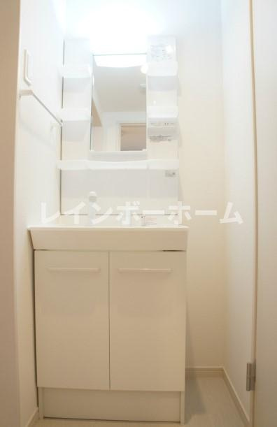 リブリ・マランド 南柏　仲介手数料（賃料の1.10ヵ月）の50％OFF対象物件！の洗面所|使いやすい洗面所です