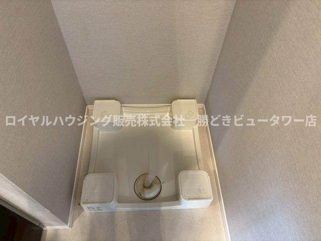 居住中のため同タイプの反転タイプのお部屋の写真になります。