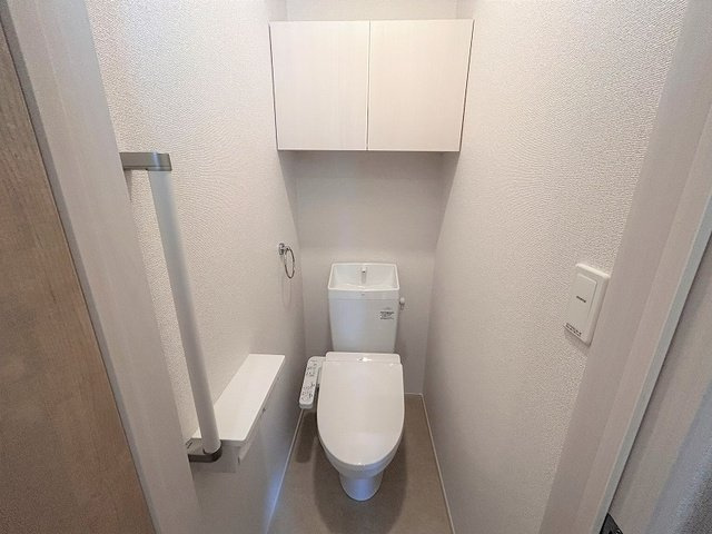 エイトリバー　Ｂのトイレ|落ち着いたトイレです