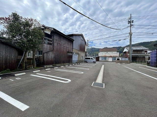 サリーチェ唐津の駐車場|カースペースがあります