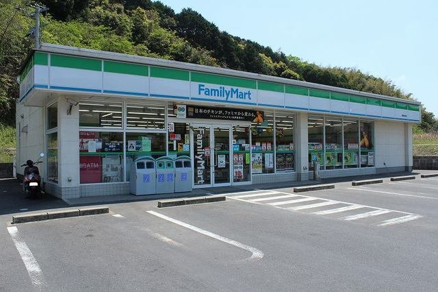 ジュネス佐志Ⅰの周辺|ファミリーマートまで450m