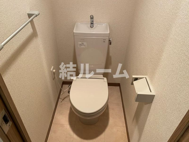 練馬区田柄１丁目の賃貸マンションのトイレ