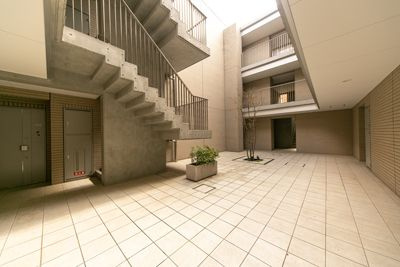 ラグゼガーデン松原