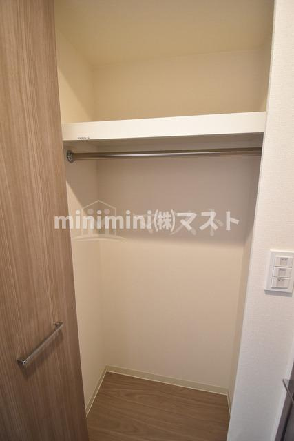 プレサンス谷町九丁目駅前の収納