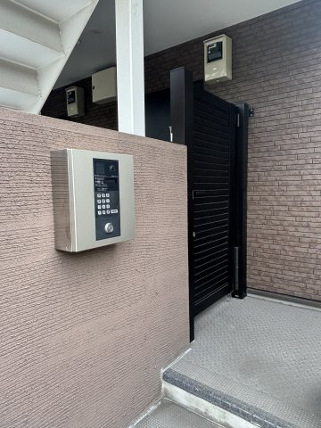 メルディア津田沼のエントランス