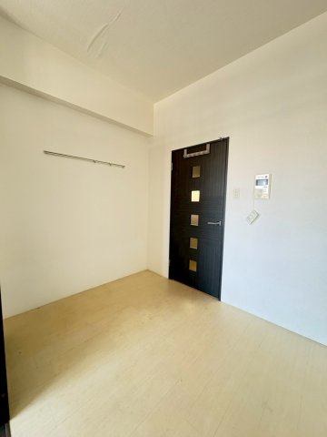 福岡市東区箱崎ふ頭３丁目の賃貸マンションの居間・リビング