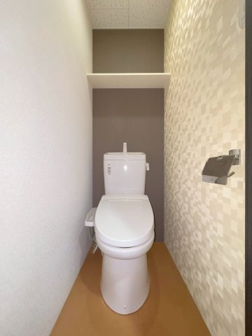 福岡市東区箱崎ふ頭３丁目の賃貸マンションのトイレ