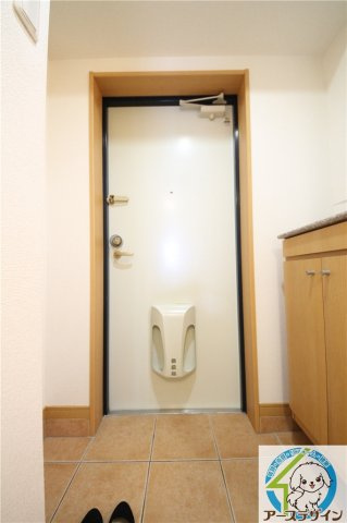 フラットワンの玄関|※類似部屋