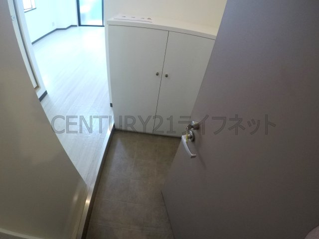 【玄関】 | レバンガ十三アパートメント