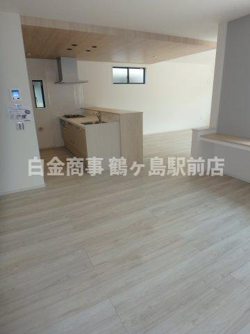 川越市広谷新町新築戸建　の居間・リビング