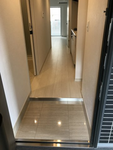 クレヴィスタ池袋ウエストの玄関