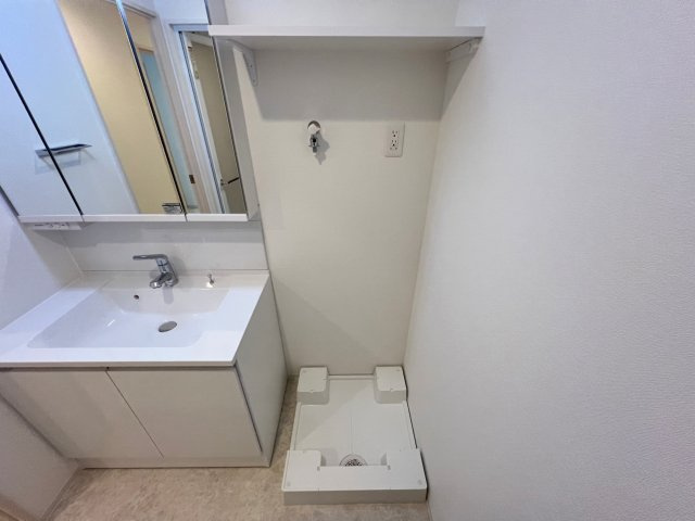 スプランディッド難波WESTIIの洗面所