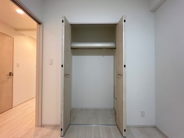 スプランディッド難波WESTIIの収納