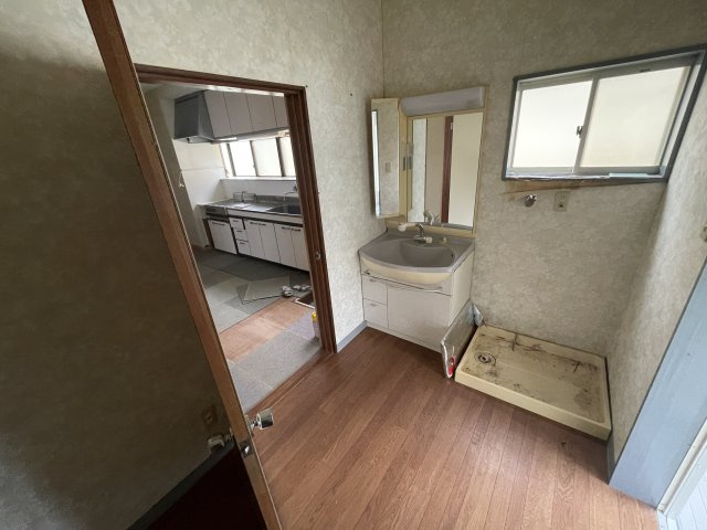 三春町上舞木　中古戸建の洗面所