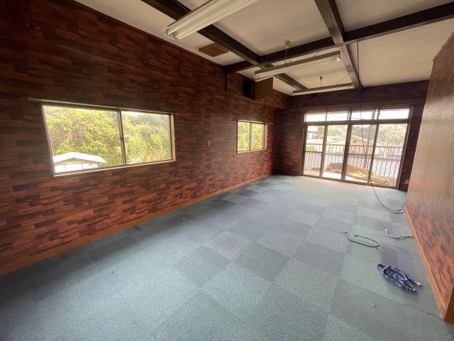 三春町上舞木　中古戸建の洋室