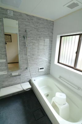 【洋室】 | 筑西市幸町4LDK中古住宅 | 広々とした洋室です