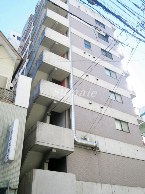 クレールアスカの外観|おしゃれなツートーンカラー
