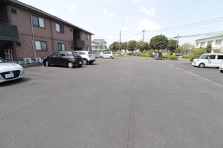 【駐車場】 | グリーンヒルドＫ B棟 | 駐車場