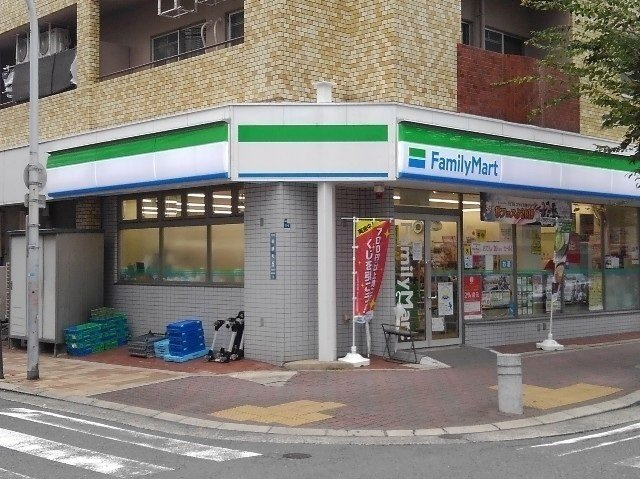 【周辺】 | ラ・ポート門真 | ファミリーマート様まで150m