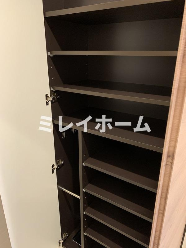 レガリス品川南大井パークサイドの収納