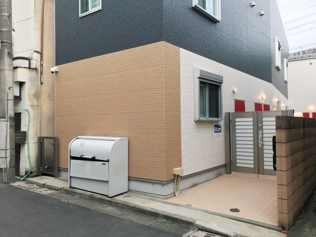 リバーサイド沼部のエントランス