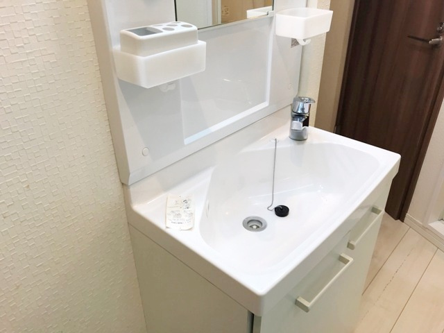 リバーサイド沼部の独立洗面台