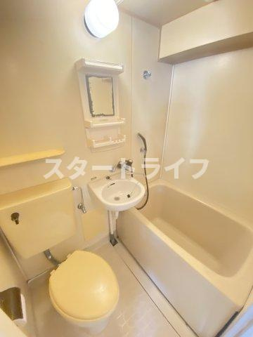 大阪市淀川区木川東３丁目の賃貸マンションの浴室