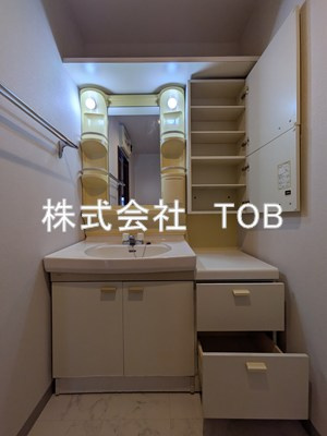 【独立洗面台】 | カーザ・エッチェルサ世田谷（増築部分）