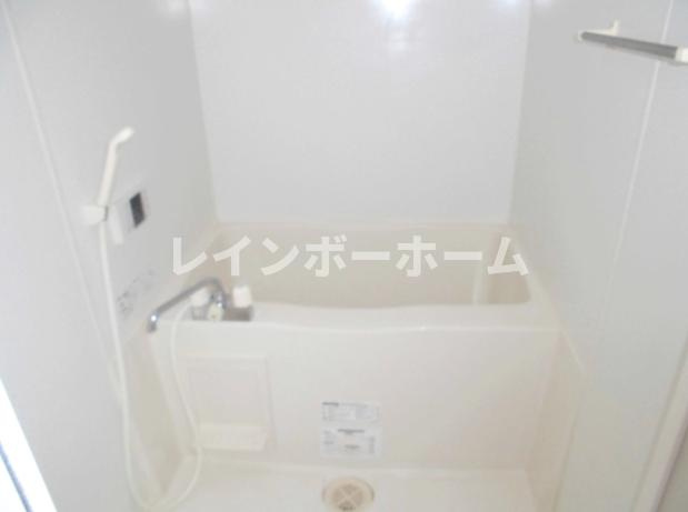 チェリーセージの浴室