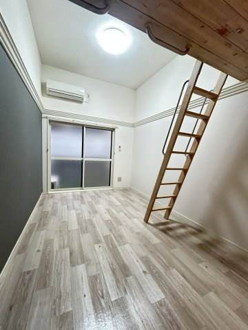 レジデンスKAISEIの居間・リビング