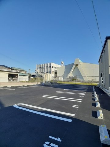 【駐車場】 | ランデックス　Ⅱ | 駐車スペースもあります