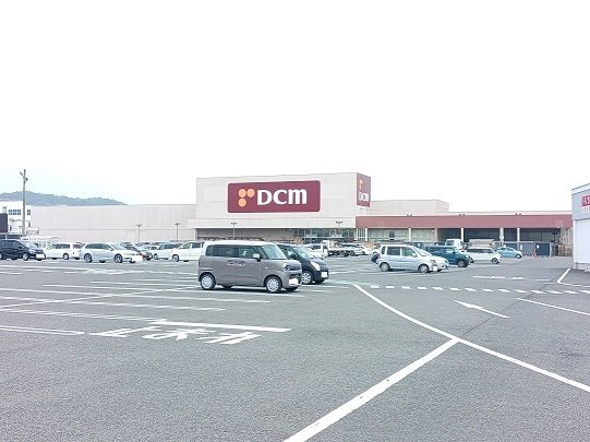 ラフィネＭの周辺|DCM足利店まで450m