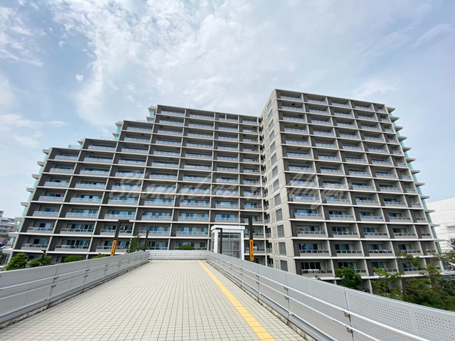 藤沢市辻堂神台１丁目の賃貸マンションの外観
