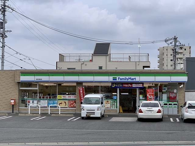 【周辺】 | ジールＡ | ファミリーマート袋井栄町まで700m