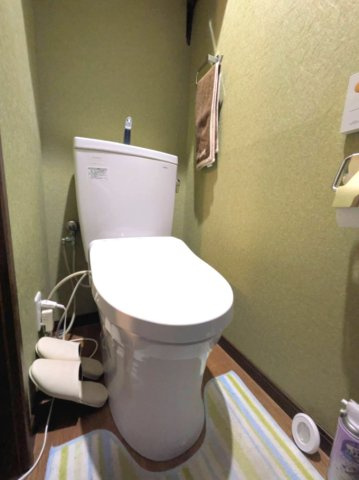 上大市四丁目　テラスハウスのトイレ|落ち着いたトイレです