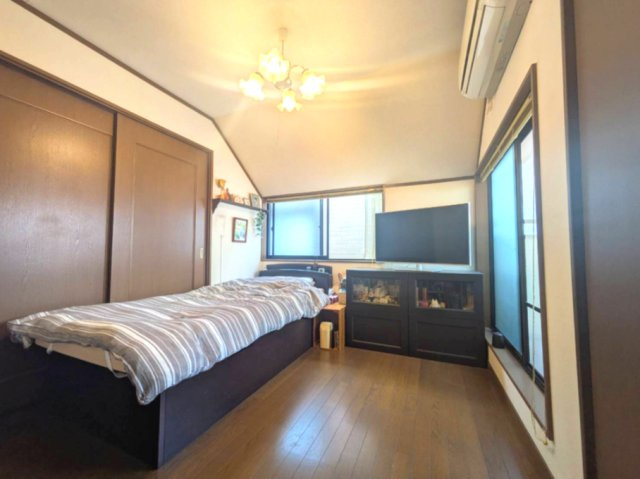 上大市四丁目　テラスハウスの寝室|落ち着いて過ごせるお部屋なので、寝室にいかがでしょうか