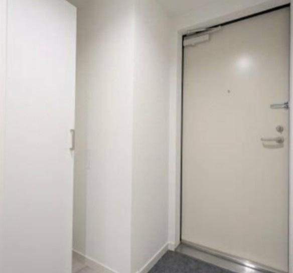 エムシティ戸田の玄関|※別部屋参照