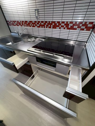 福岡市東区箱崎ふ頭３丁目の賃貸マンションのキッチン