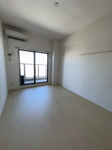 福岡市東区箱崎ふ頭３丁目の賃貸マンションの居間・リビング