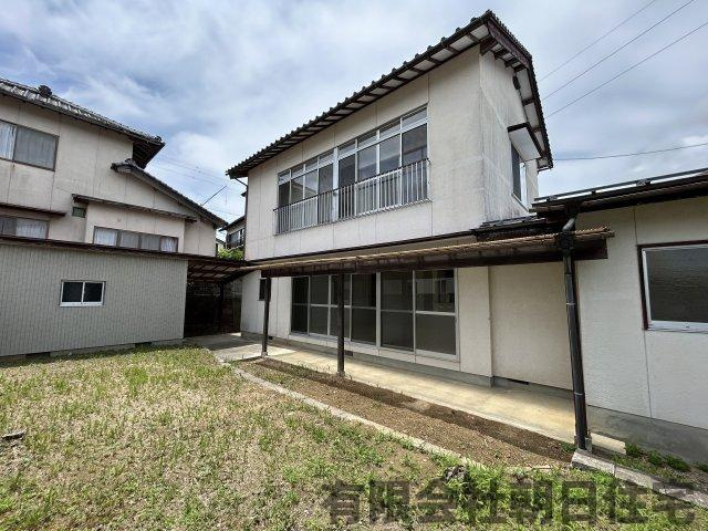 【庭】 | 淞北台中古戸建 | お庭の付いた物件です